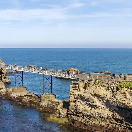 Agreable Et Lumineux Апартаменты